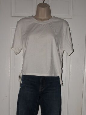 The Range White Top